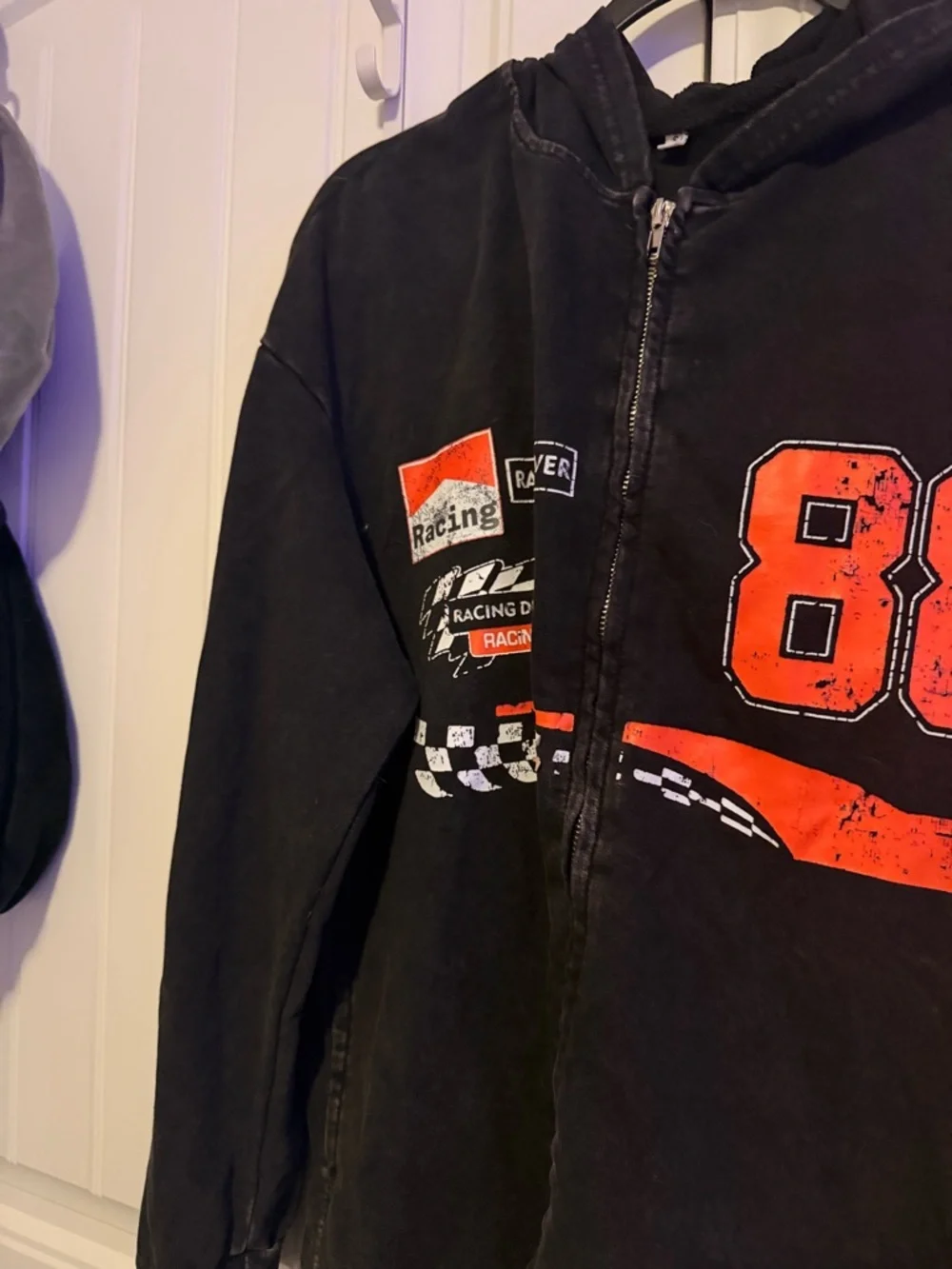 5/$25 🎉 Oversized Size Small Black Racing Hoodie